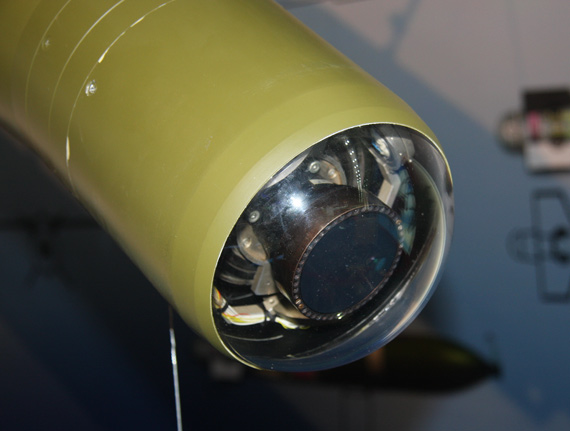 雷霆3型激光制导炸弹导引头特写